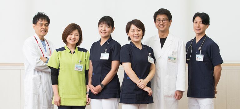油山病院スタッフ集合写真