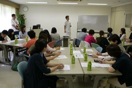 地域医療連携の会、斎藤講師による特別企画の様子