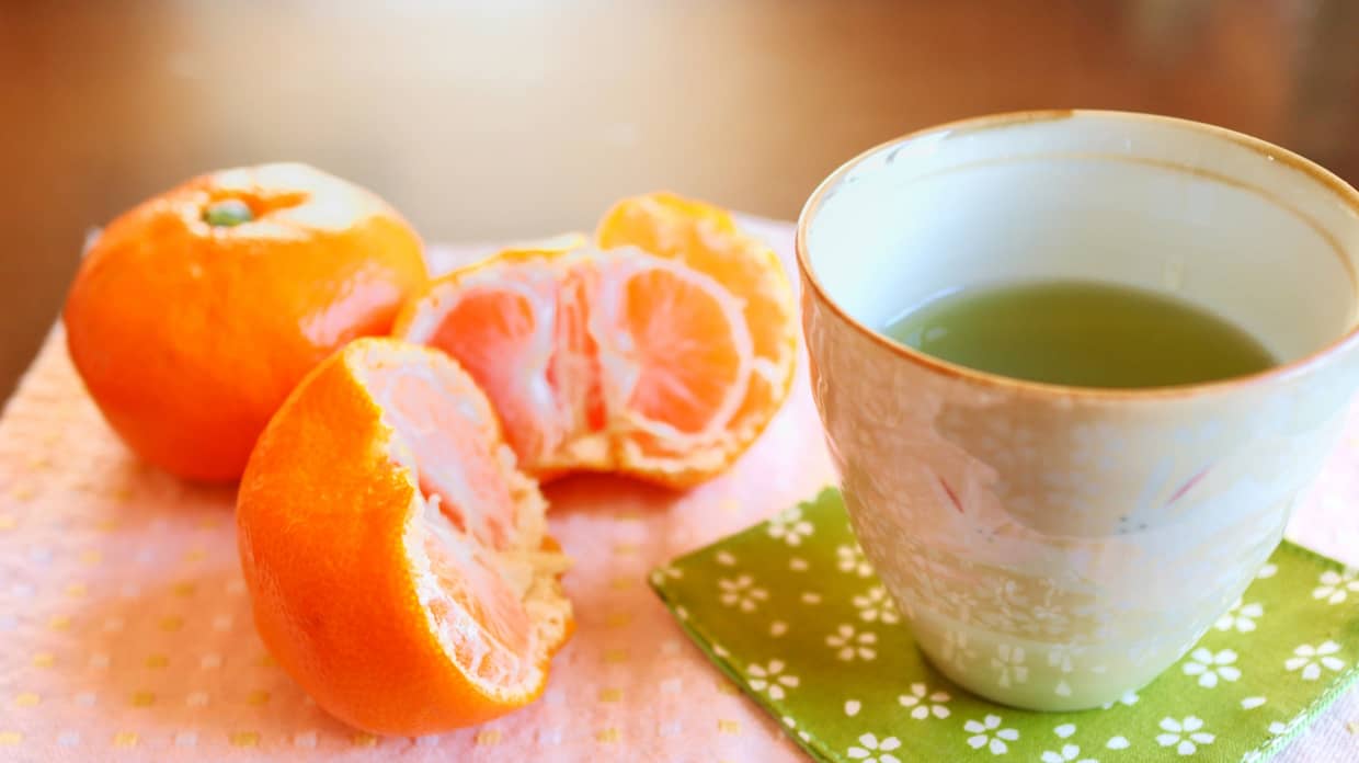 ミカンとお茶
