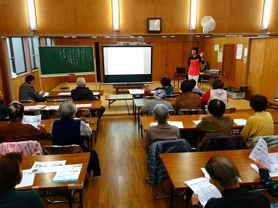 出前講座「もの忘れ外来って何？」の様子