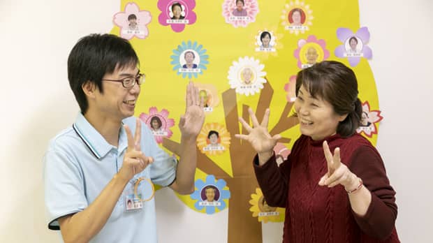 からざステーション、いきいき俱楽部での体操風景