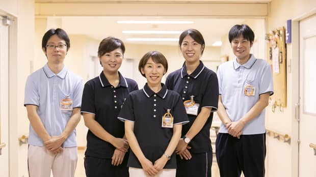 からざステーション 支援相談員など数名の写真