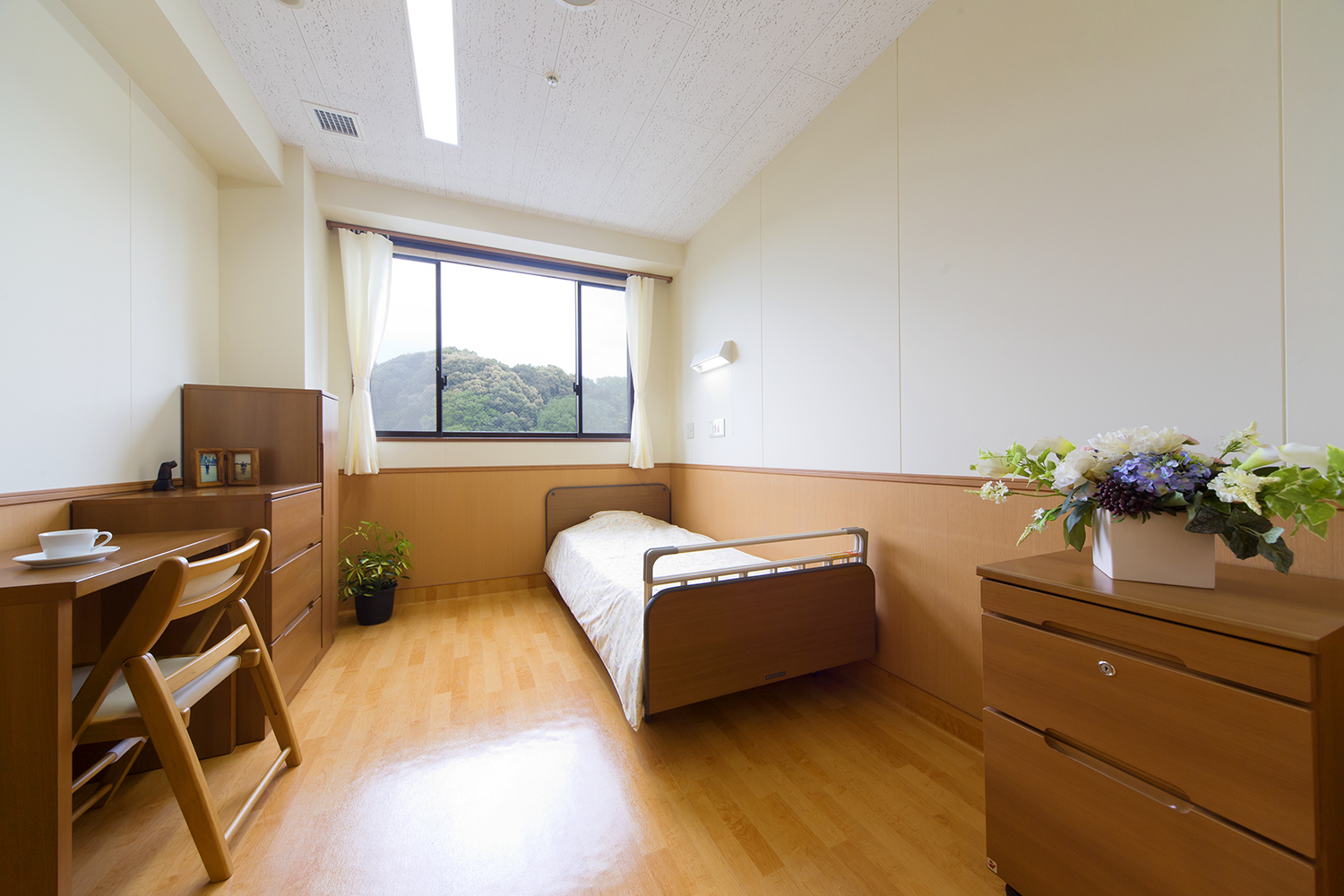 精神科急性期治療病棟の個室