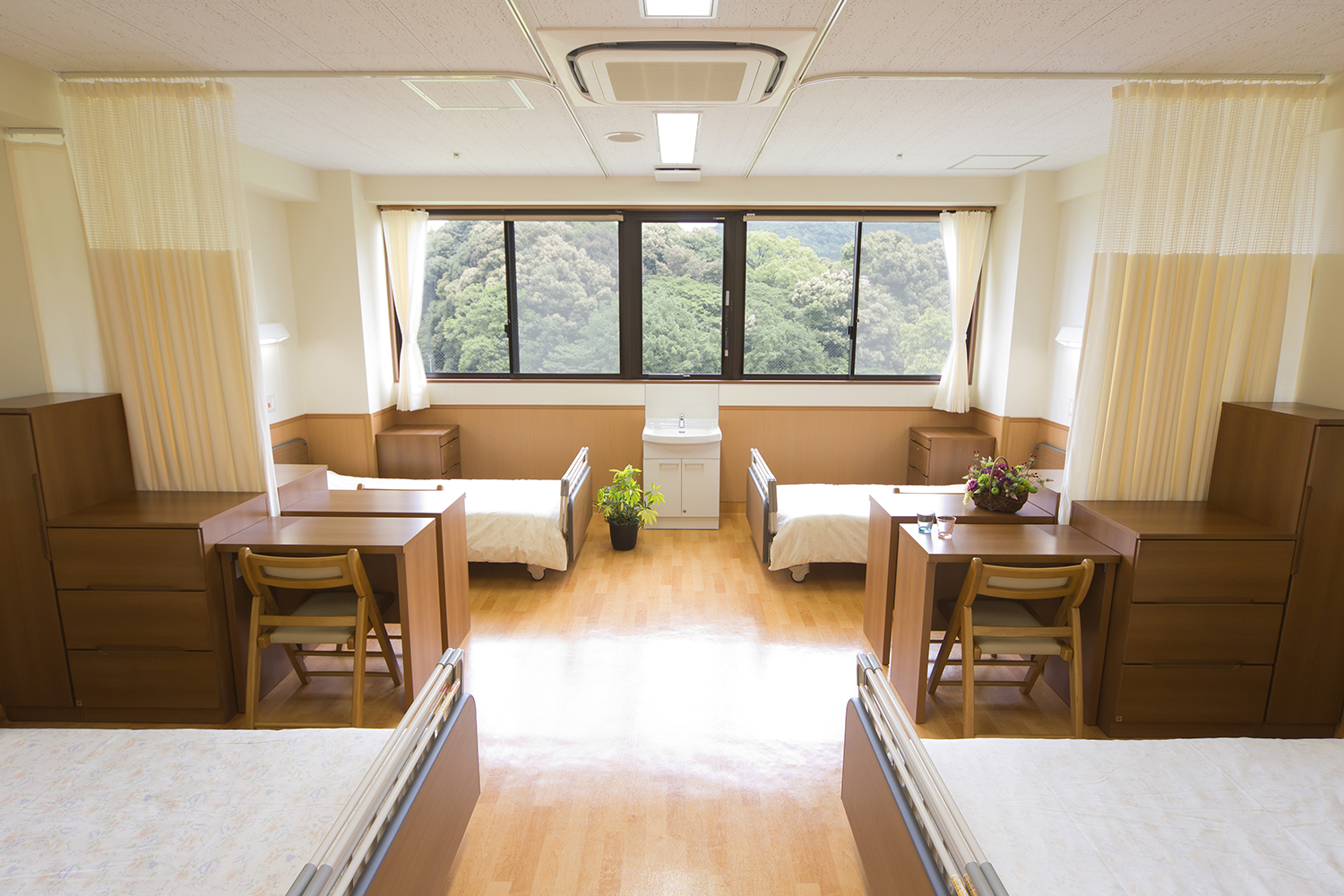 精神科救急病棟の4人部屋